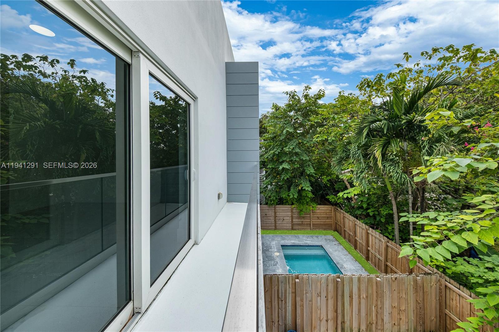 3140 Carter Street, Unit 3140 Miami, FL 33133 - Photo 25 of 43 Balcony Master