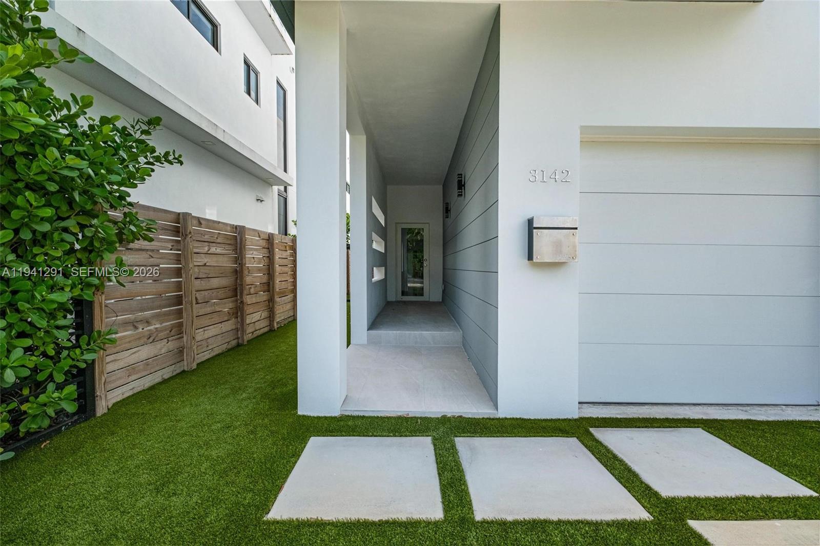 3140 Carter Street, Unit 3140 Miami, FL 33133 - Photo 4 of 43