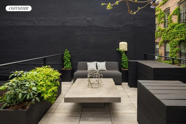 $3,990,000 | 619 East 6th Street, Unit 1 | East Village