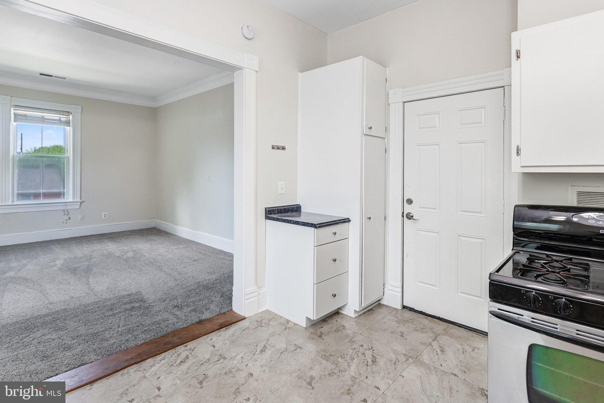 8753 Signal Hill Road, Unit 4 Manassas, VA 20110 - Photo 5 of 23