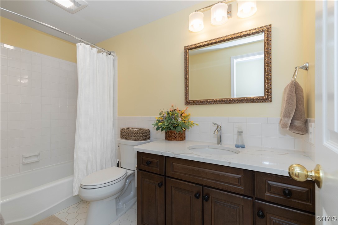 8770 Radburn Drive Lysander, NY 13027 - Photo 32 of 50