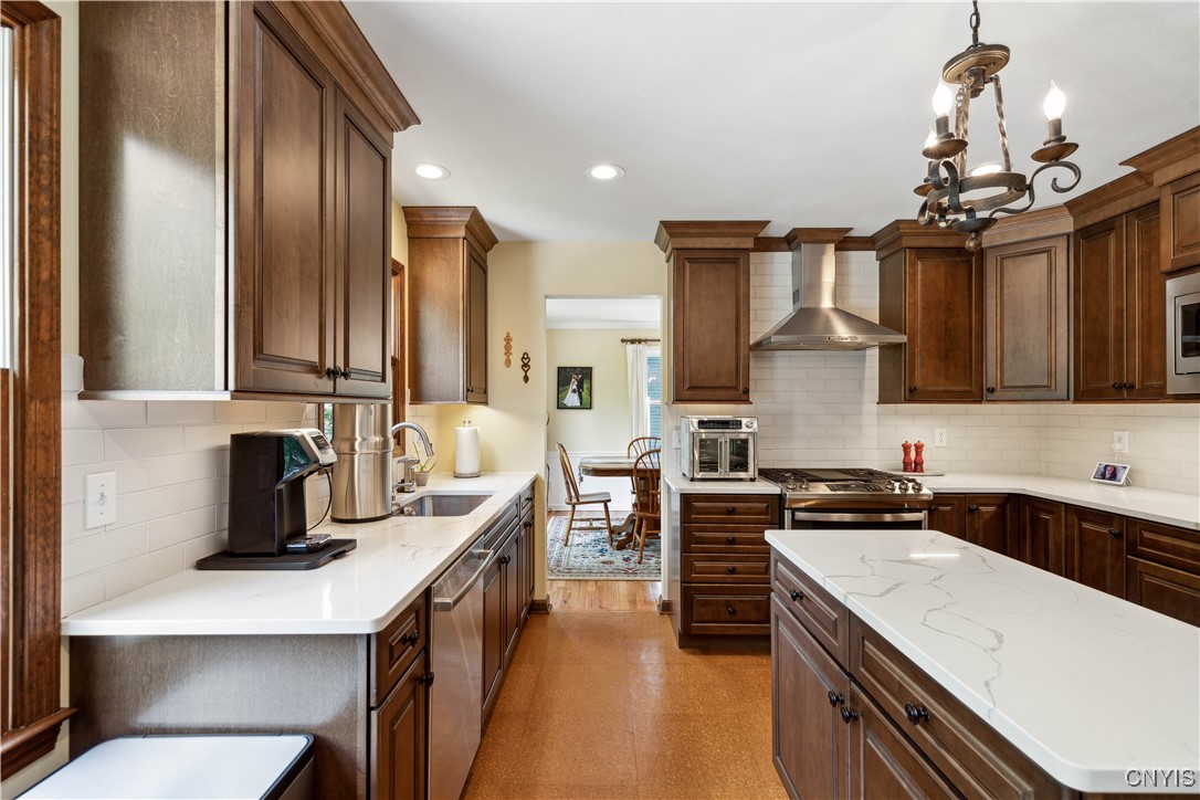 8770 Radburn Drive Lysander, NY 13027 - Photo 4 of 50