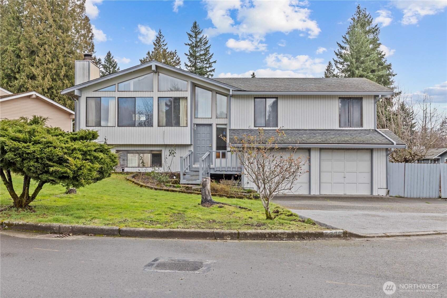 9233 South 239th Street Kent, WA 98031 - Photo 1 of 37