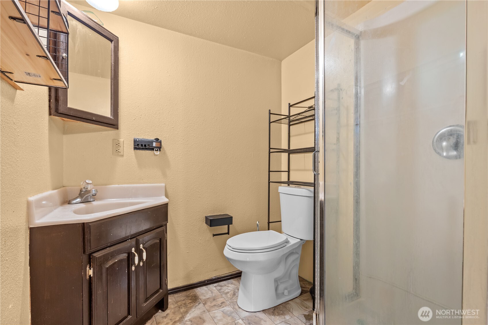 9233 South 239th Street Kent, WA 98031 - Photo 33 of 37