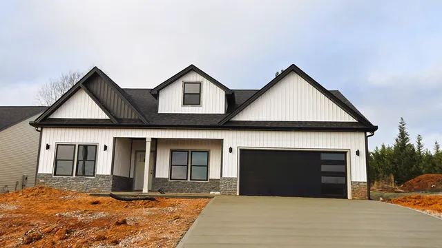 $339,900 | 273 State Rd S-42-742, Wellford, SC 29385