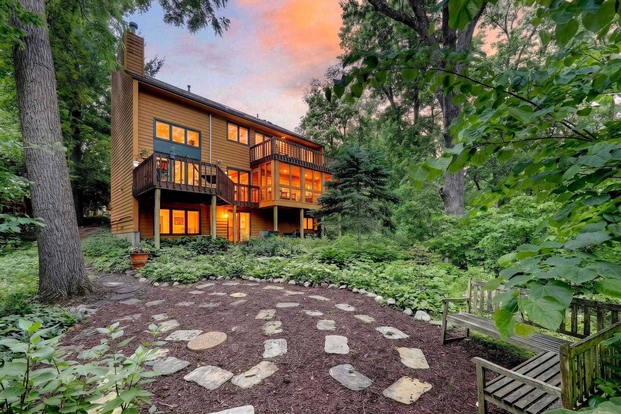 118 Glenthistle Road Madison, WI 53705 - Photo 3 of 71