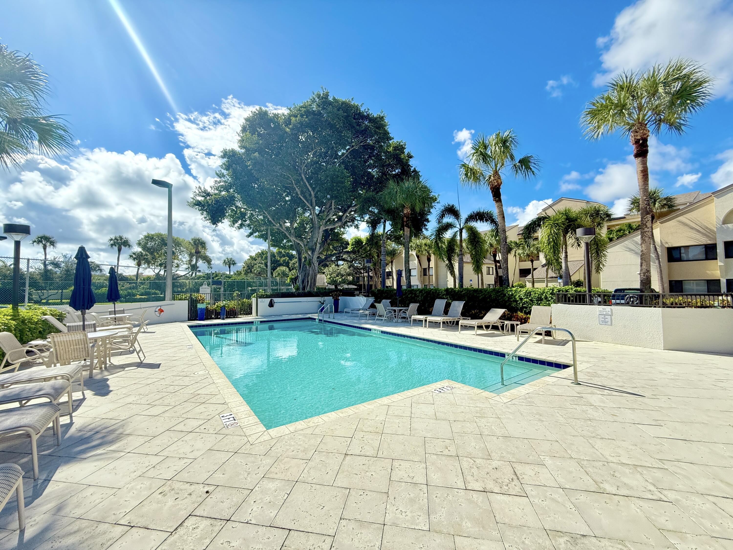 811 Oak Harbour Drive Juno Beach, FL 33408 - Photo 27 of 48 Pool #2