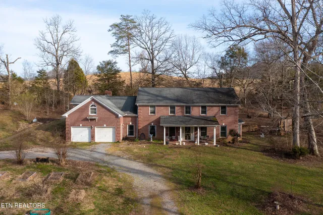 $499,900 | 121 Watson Circle, Clinton, TN 37716