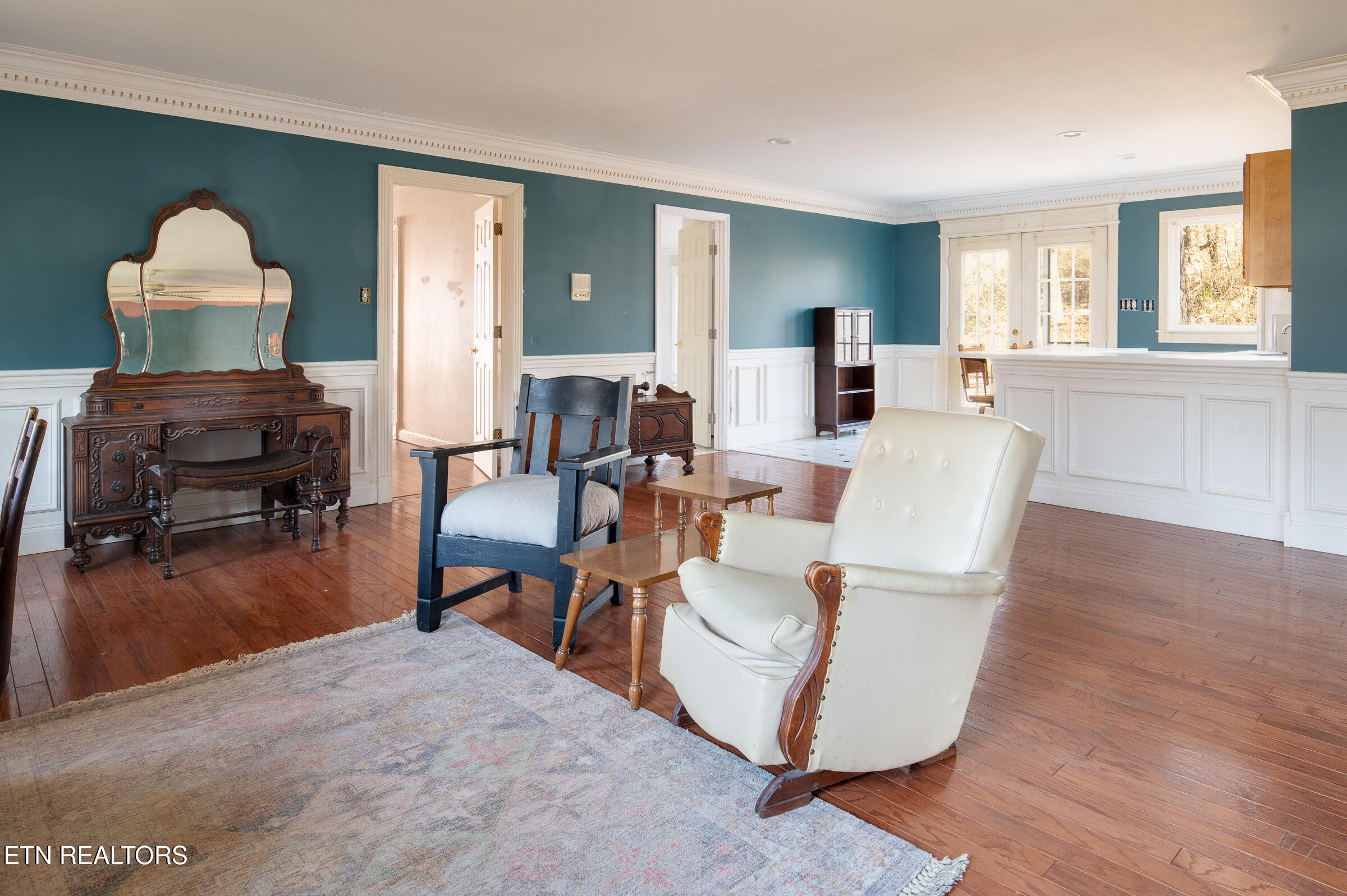 121 Watson Circle Clinton, TN 37716 - Photo 13 of 29 Bonus with kitchenettetson121_2400px-8