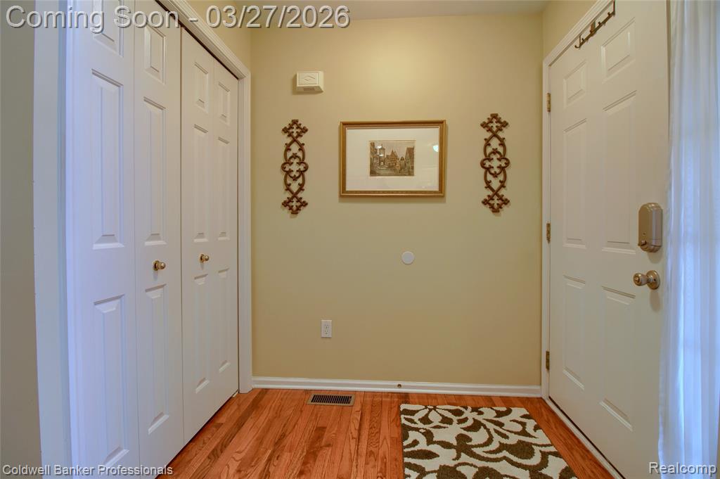 610 Cherry Grove Road Canton, MI 48188 - Photo 3 of 31 Gallery Image 3