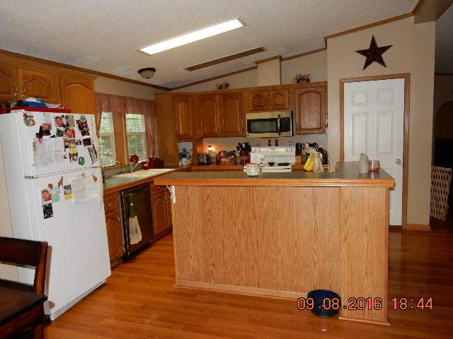 1752 Wagner Road Butler, OH 44822 - Photo 3 of 29