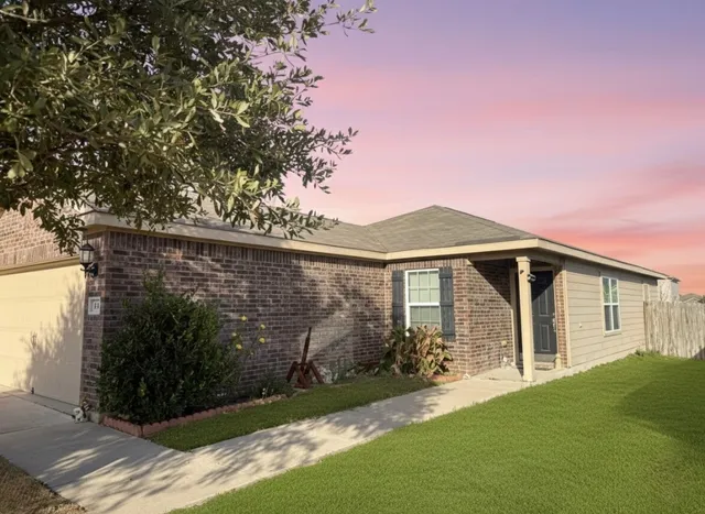 $262,000 | 108 Koontz Loop, Jarrell, TX 76537