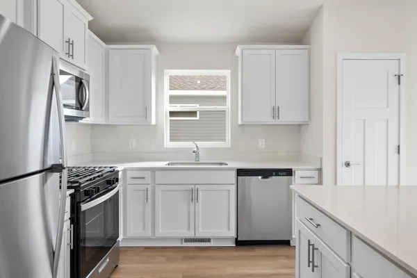 $361,900 | 607 Redwood Loop North, Cambridge, MN 55008