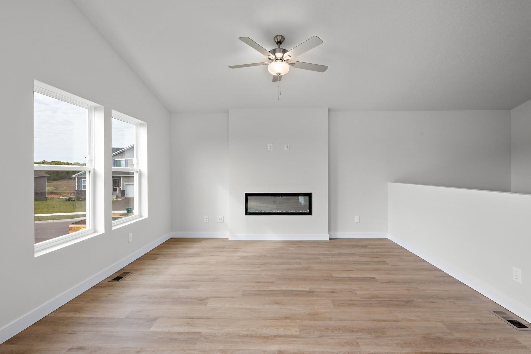 607 Redwood Loop North Cambridge, MN 55008 - Photo 9 of 19