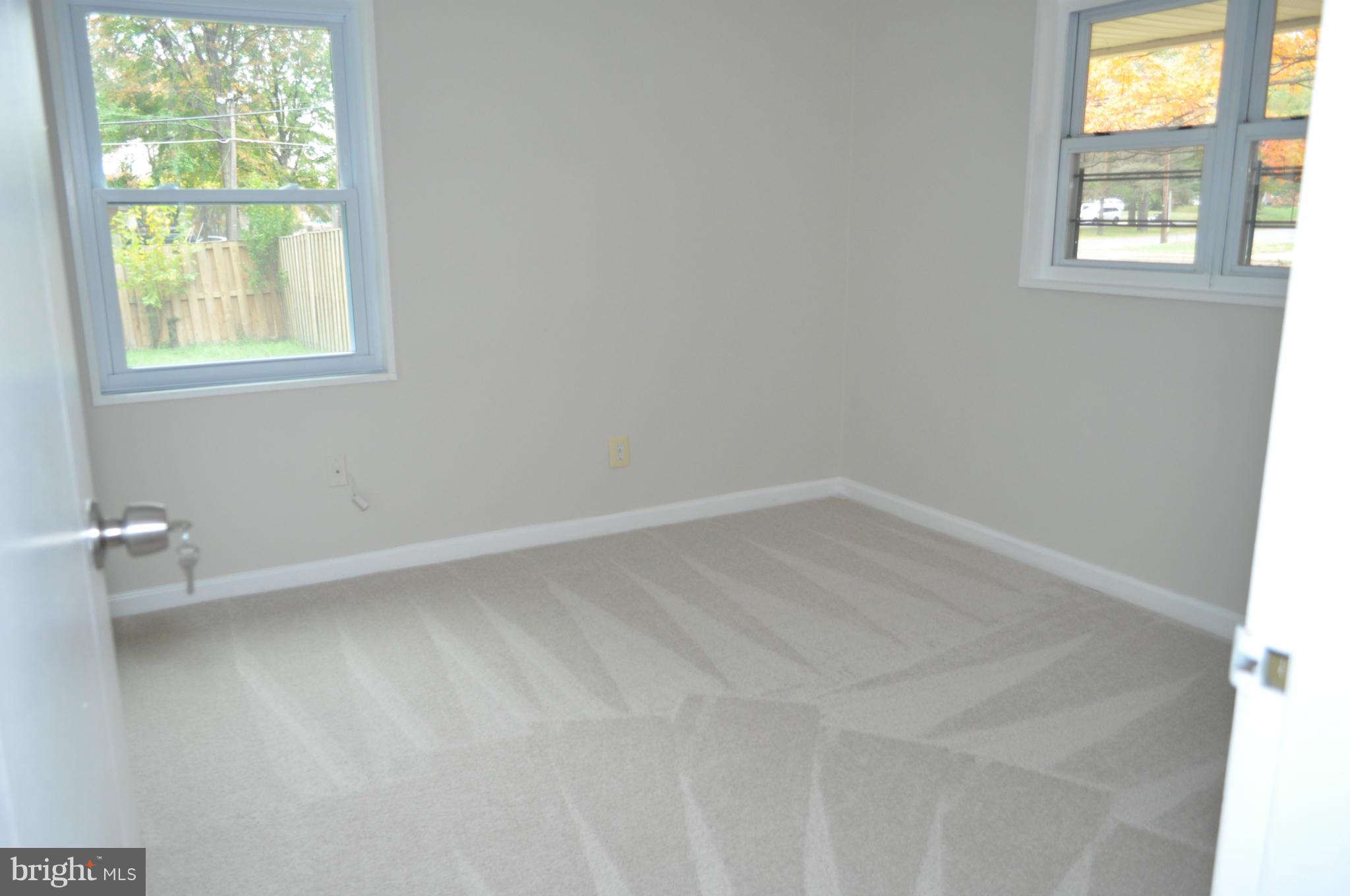 6321 Hanover Avenue Springfield, VA 22150 - Photo 14 of 19 Bedroom 1