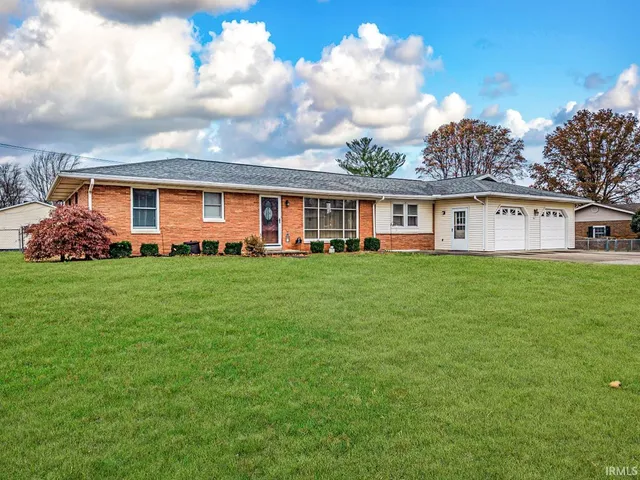 $264,900 | 205 4th Avenue, Princeton, IN 47670