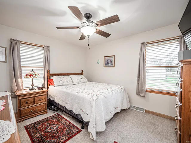 $264,900 | 205 4th Avenue, Princeton, IN 47670