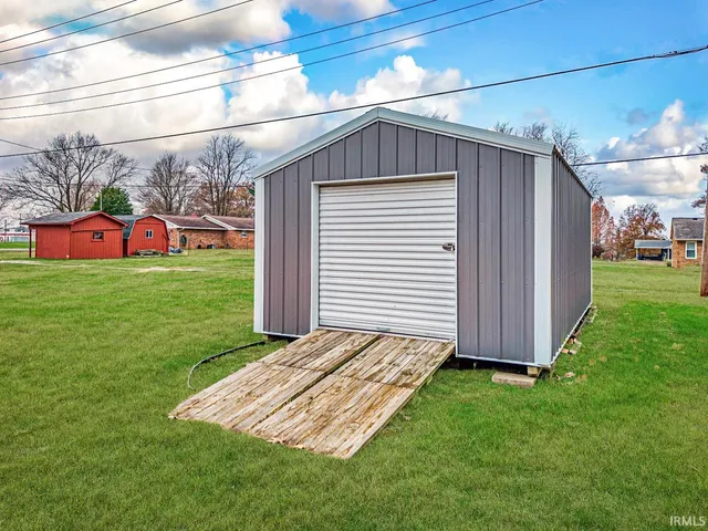 $264,900 | 205 4th Avenue, Princeton, IN 47670