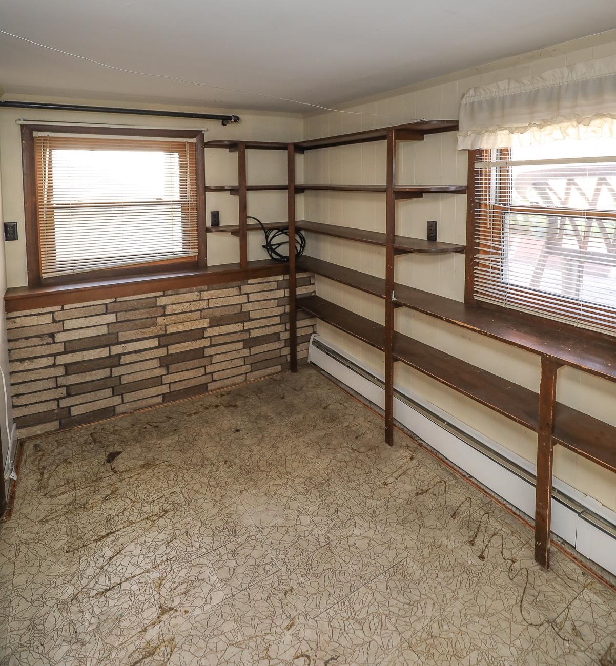 603 Weston Road Manchester, NH 03103 - Photo 28 of 40