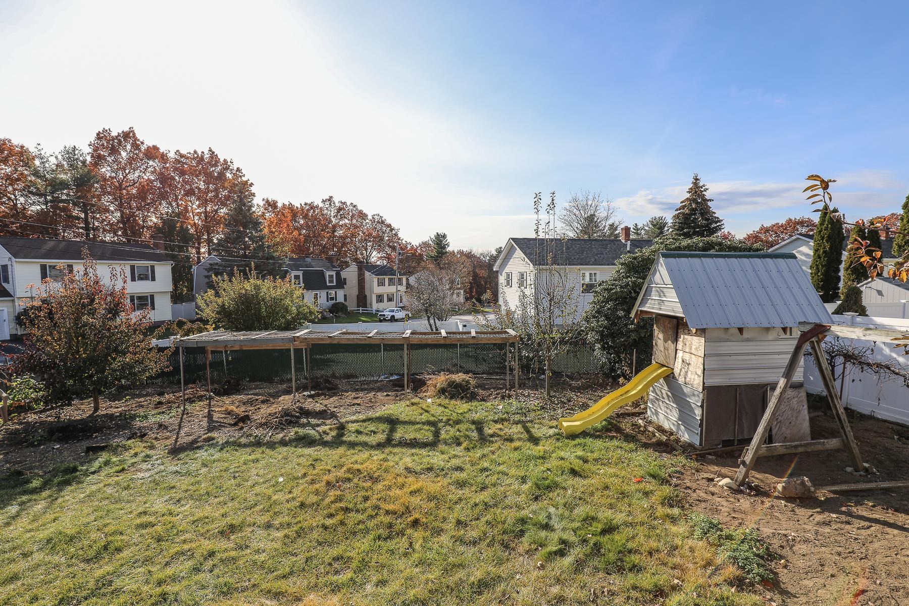 603 Weston Road Manchester, NH 03103 - Photo 34 of 40