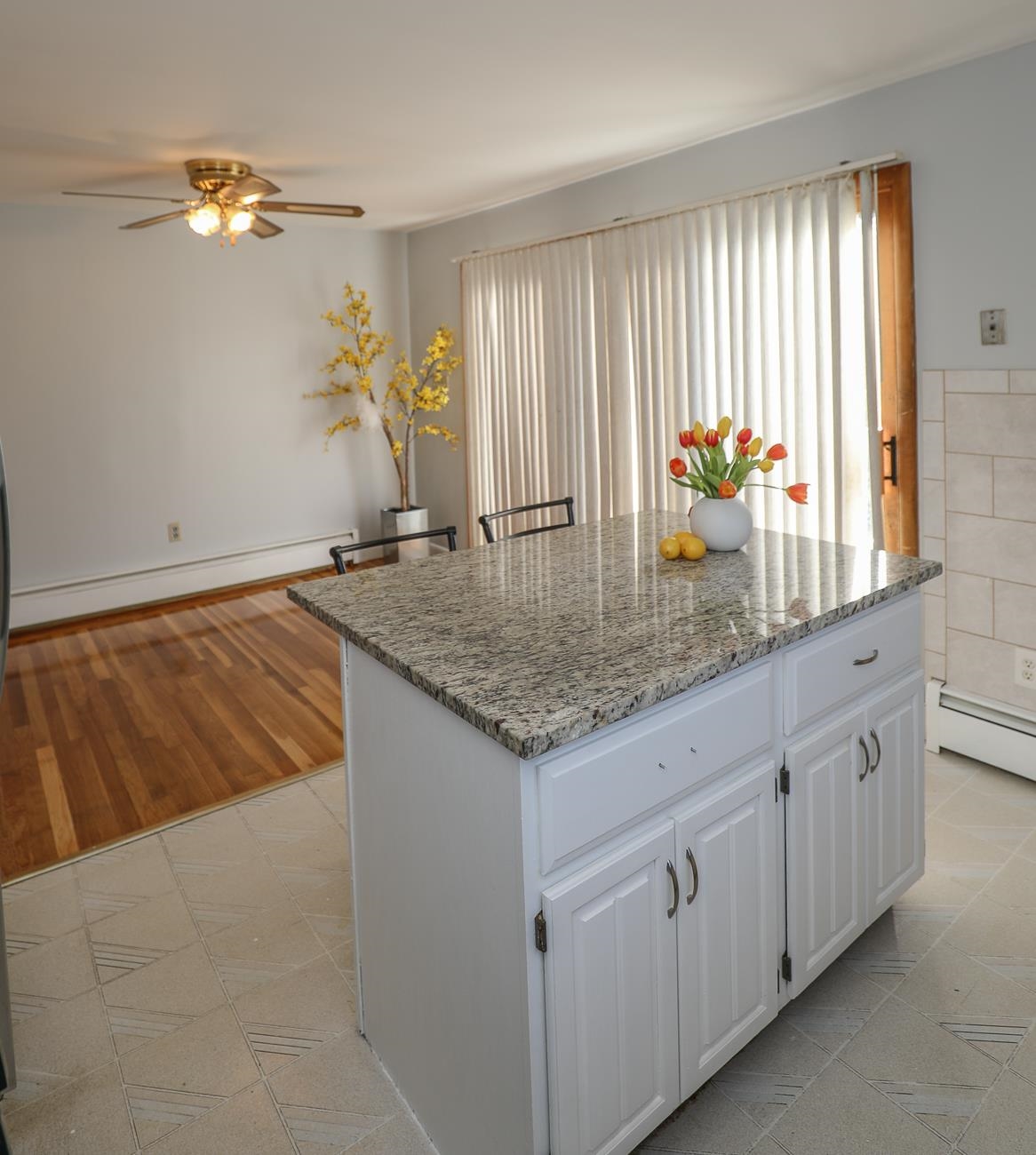 603 Weston Road Manchester, NH 03103 - Photo 8 of 40