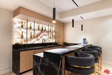 $12,950,000 | 2641 Hutton Drive, Beverly Hills, CA 90210