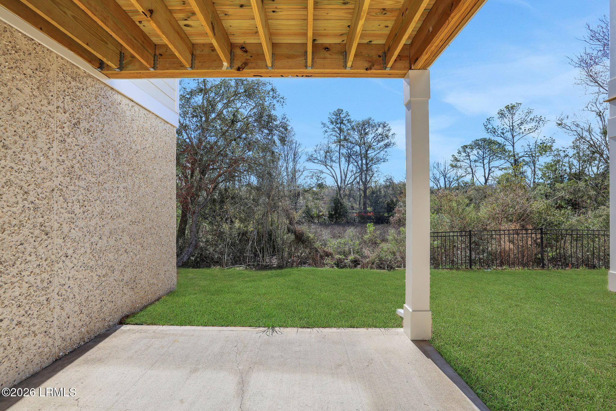 129 Heartleaf Road Hilton Head Island, SC 29926 - Photo 6 of 39 BLF_BaileysCove_Jessamine_117HeartleafRo