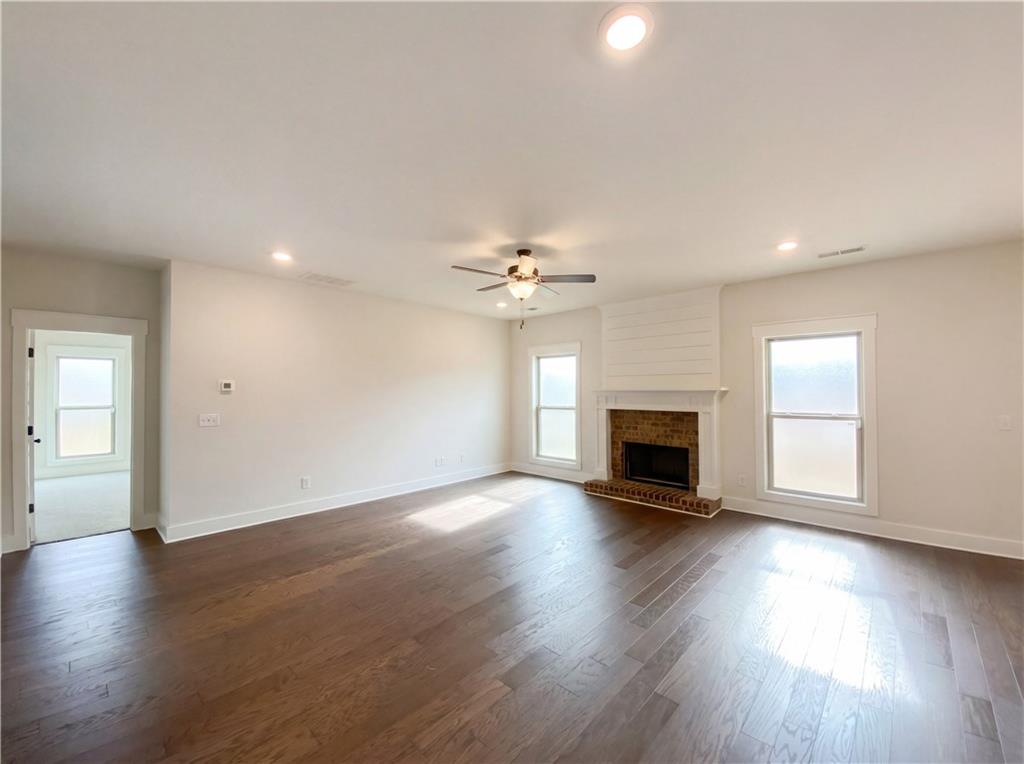 46 Ellabelle Court Senoia, GA 30276 - Photo 3 of 32