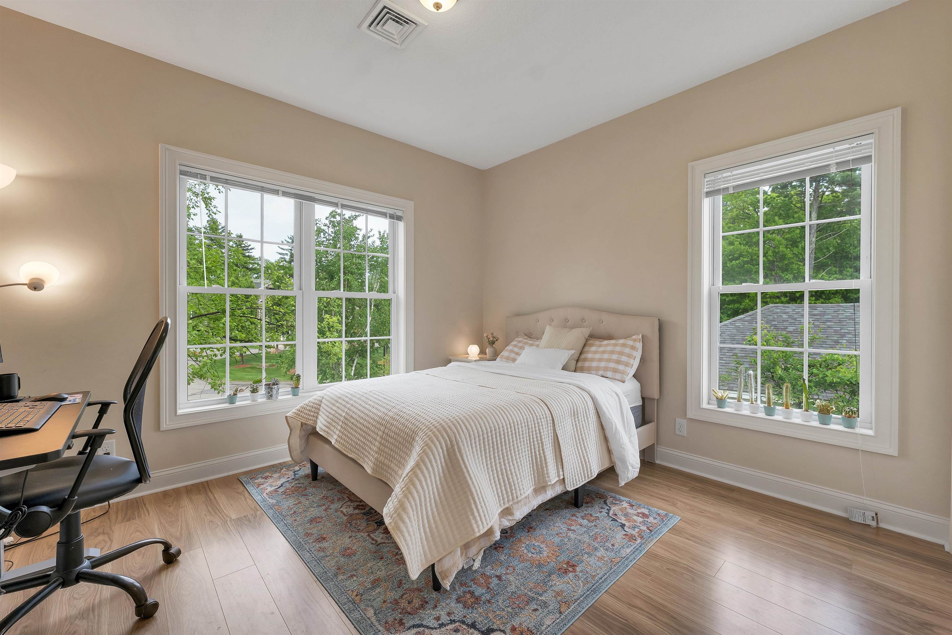 17 Roundabout Way, Unit 5 Manchester, NH 03102 - Photo 34 of 57