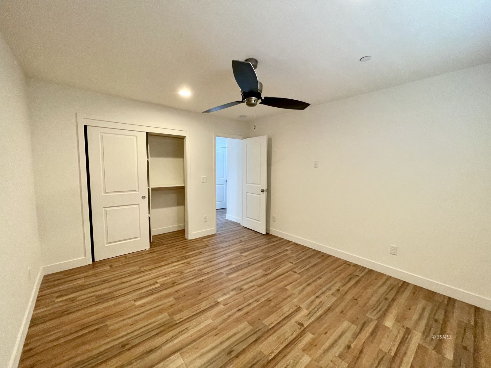 313 West Church Avenue Ridgecrest, CA 93555 - Photo 10 of 26