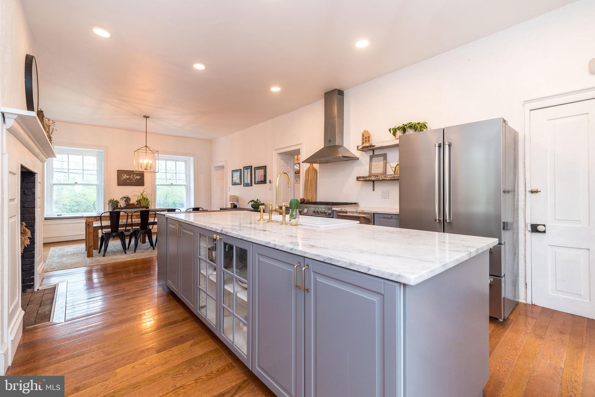 866 Schuylkill Road Birdsboro, PA 19508 - Photo 18 of 73 Modern kitchen with elegant finishes.