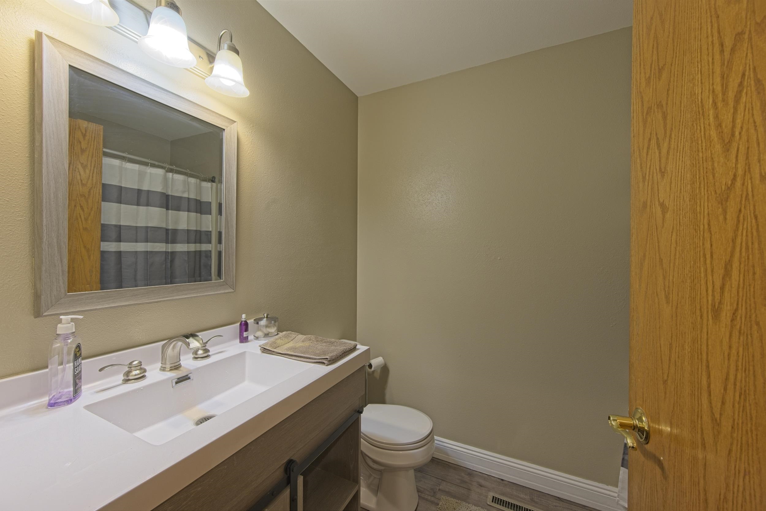 312 East Walnut Street North Freedom, WI 53951 - Photo 14 of 26