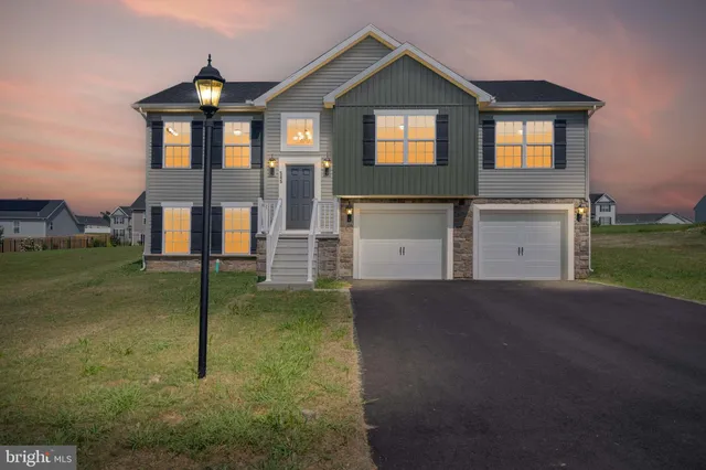 $337,900 | 105 Antietam Run, Unit 118, Hanover, PA 17331