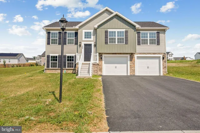 $337,900 | 105 Antietam Run, Unit 118, Hanover, PA 17331