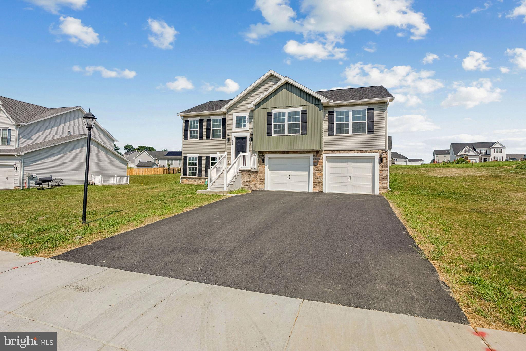 105 Antietam Run, Unit 118 Hanover, PA 17331 - Photo 3 of 25