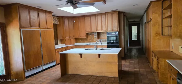 $399,500 | 1075 Hawthorne Drive, McComb, MS 39648