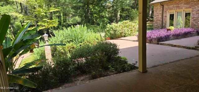 $399,500 | 1075 Hawthorne Drive, McComb, MS 39648