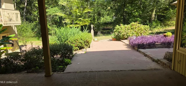 $399,500 | 1075 Hawthorne Drive, McComb, MS 39648