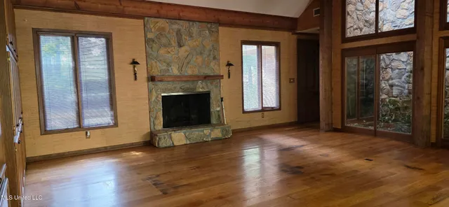 $399,500 | 1075 Hawthorne Drive, McComb, MS 39648