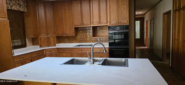 $399,500 | 1075 Hawthorne Drive, McComb, MS 39648