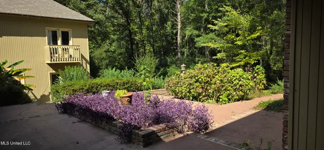 $399,500 | 1075 Hawthorne Drive, McComb, MS 39648