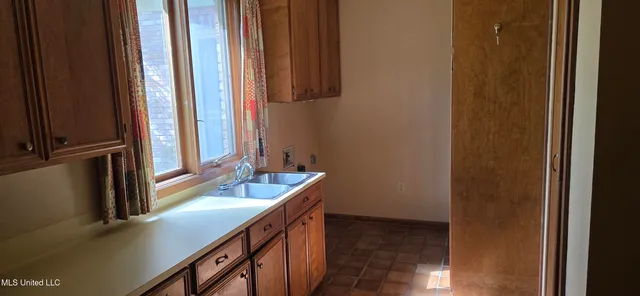 $399,500 | 1075 Hawthorne Drive, McComb, MS 39648