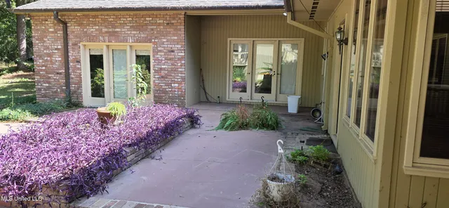 $399,500 | 1075 Hawthorne Drive, McComb, MS 39648