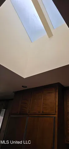 $399,500 | 1075 Hawthorne Drive, McComb, MS 39648