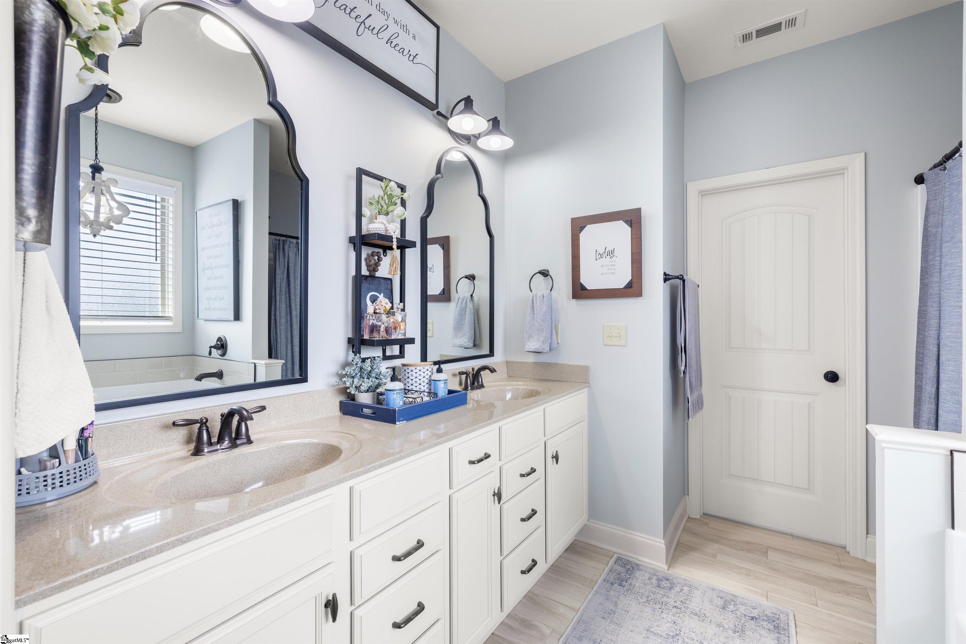 907 Changford Court Moore, SC 29369 - Photo 17 of 34