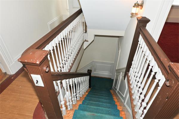 19 Marion Road Watertown, MA 02472 - Photo 14 of 20 a view of entryway