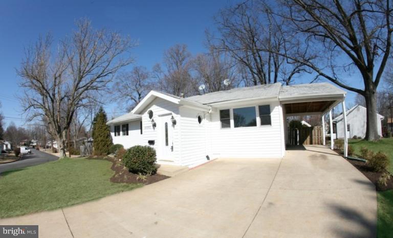 10202 Rodgers Road Fairfax, VA 22030 - Photo 6 of 27 Exterior #3