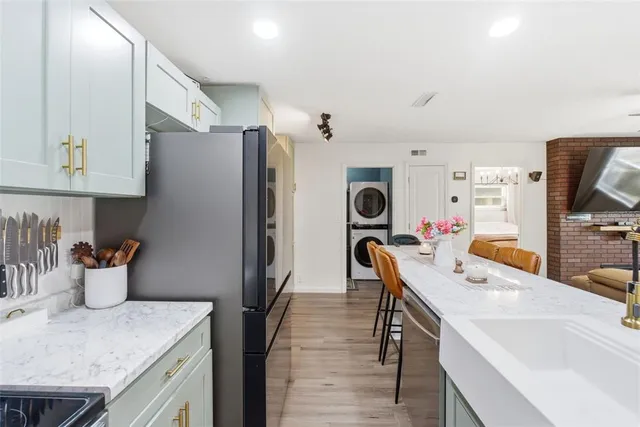 $297,500 | 2803 Joleen Drive, Eustis, FL 32726