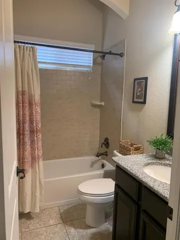 $2,600 | 686 Pendle Forest Drive, Frisco, TX 75036