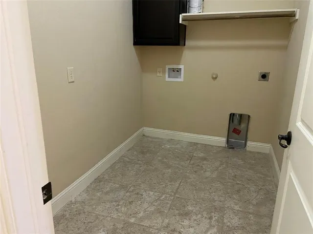 a view of yard with seating space